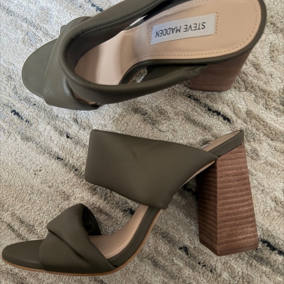 Steve Madden Teriann Womens olive green Leather Square open toe 4" heel sandal 9 - Picture 4 of 9
